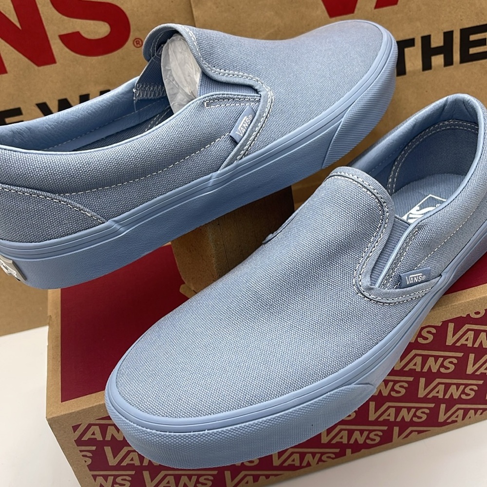 Vans Men’s Sneakers Canvas Classic Slip-On
Pastel Mono Dusty Blue
VN000CT5DSB - Picture 3 of 16